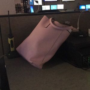 Meet your Posher, Dayna